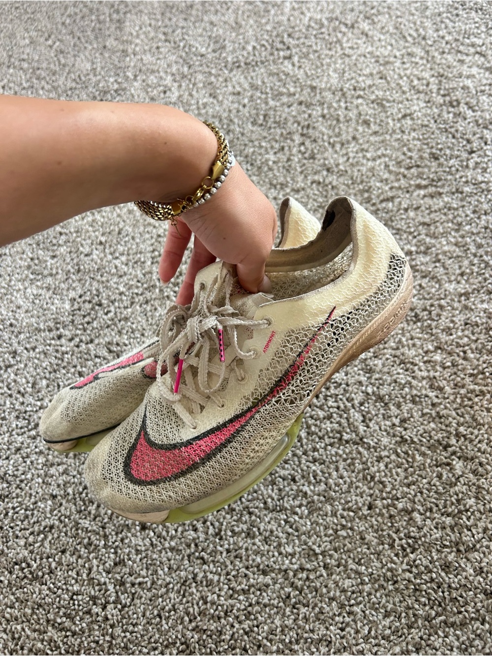 Nike Women's Beige and Pink Athletic Running Shoes